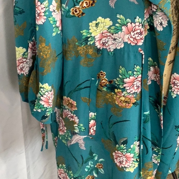 Madison Lilly layering kimono 2X - Picture 2 of 10